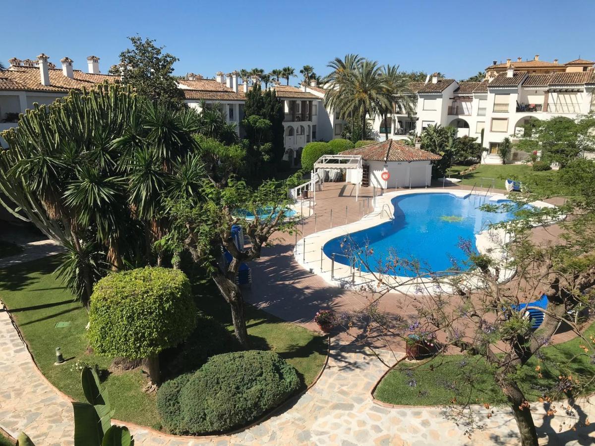 Marbella - Estepona Beach Frontline Apartment מראה חיצוני תמונה