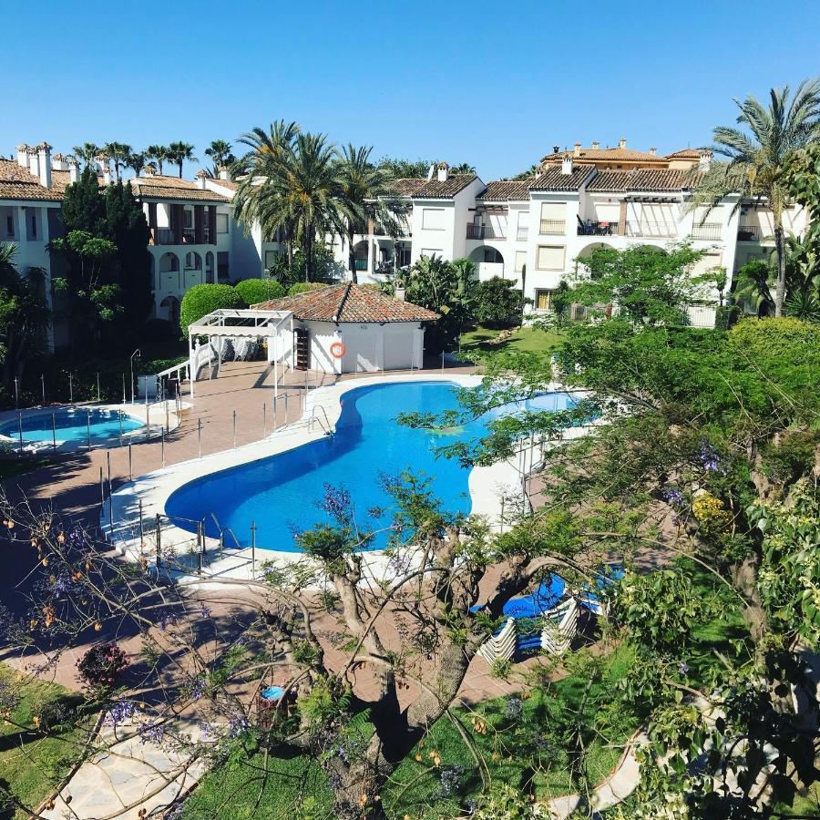 Marbella - Estepona Beach Frontline Apartment מראה חיצוני תמונה